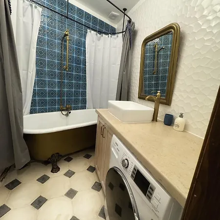 Maison Du Roy / Royal Chambers דירה