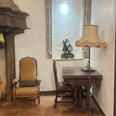 Maison Du Roy / Royal Chambers דירה