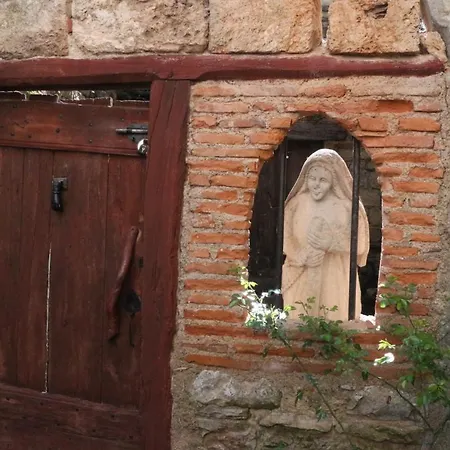 Maison Du Roy / Royal Chambers * Сент-Антонен