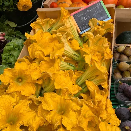 Maison Du Roy / Royal Chambers Апартаменты *