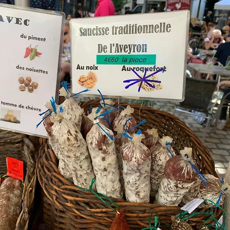 Maison Du Roy / Royal Chambers Apartman Saint-Antonin