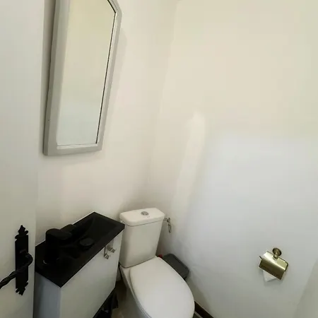 Апартаменты Maison Du Roy / Royal Chambers Сент-Антонен