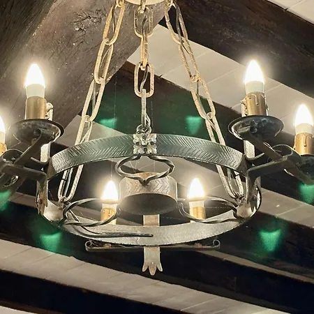 Maison Du Roy / Royal Chambers Сент-Антонен