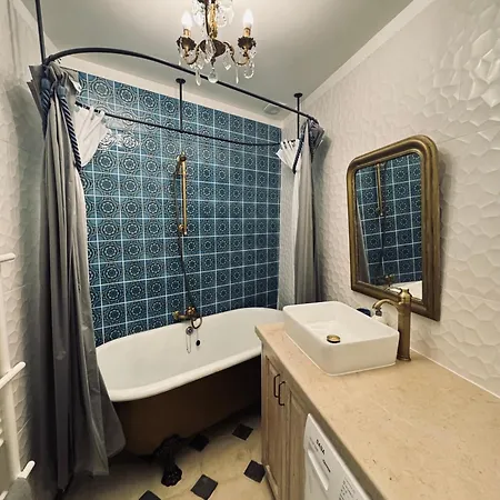 Maison Du Roy / Royal Chambers Appartement Saint-Antonin