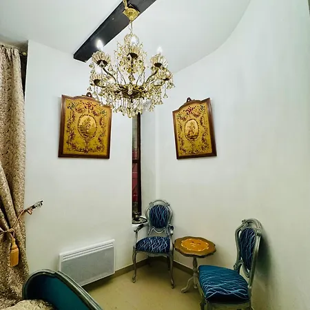 Appartement Maison Du Roy / Royal Chambers