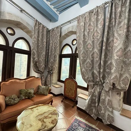 Maison Du Roy / Royal Chambers Appartement