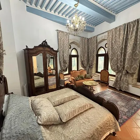 Maison Du Roy / Royal Chambers Saint-Antonin