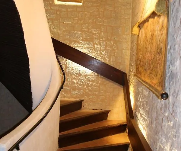 Maison Du Roy / Royal Chambers Apartmán Saint-Antonin