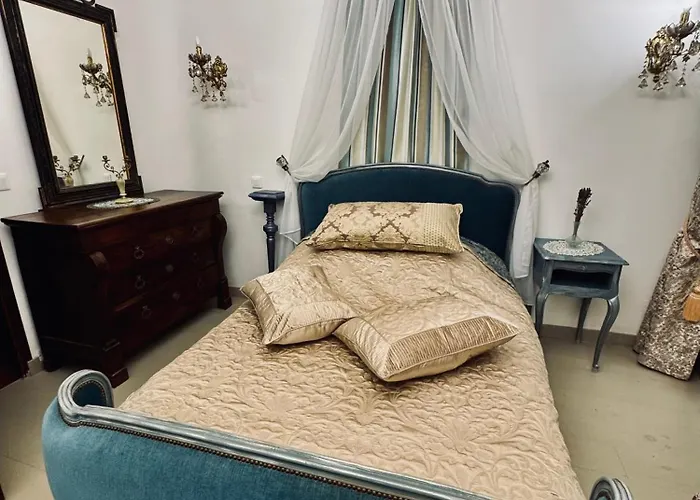 Maison Du Roy / Royal Chambers Saint-Antonin