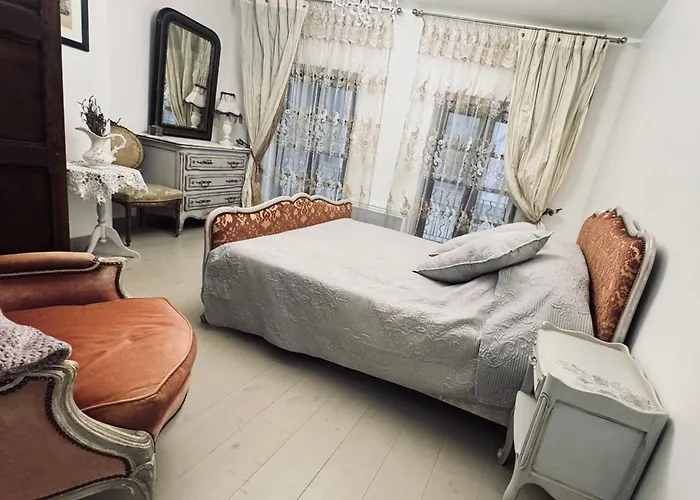 Apartman Maison Du Roy / Royal Chambers *