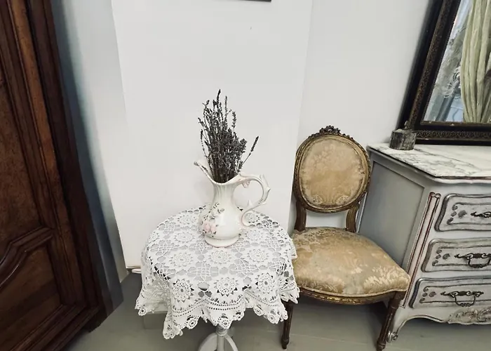 Apartman Maison Du Roy / Royal Chambers