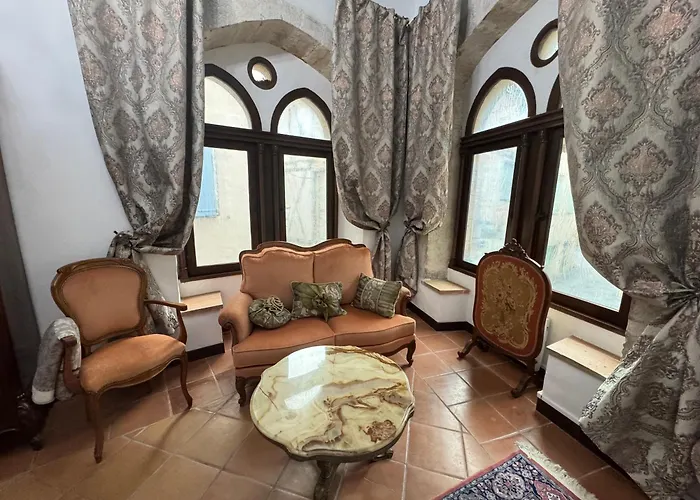 Maison Du Roy / Royal Chambers Apartman